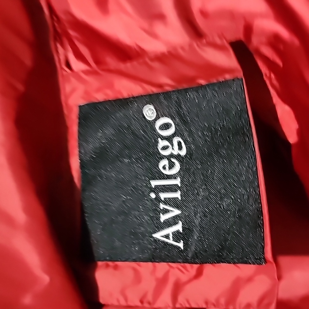 Avilego Red Full Zip  Puffer Vest with Hood - Picture 6 of 7